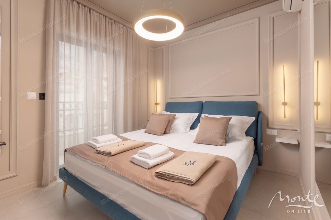 Penthouse in Dobrota, Kotor Municipality, Montenegro 5 - 16677664