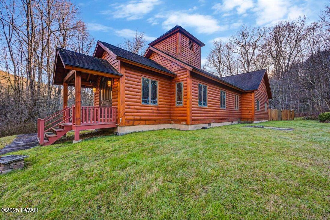 House in Starlight, Pennsylvania, United States 4 - 16677628
