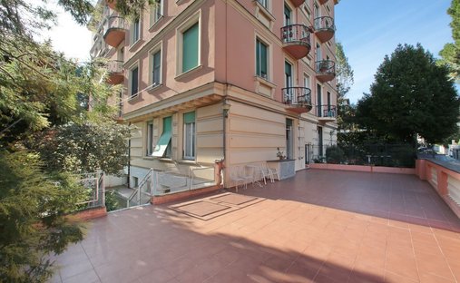 Wohnung in Medio Levante, Genua, Ligurien 1