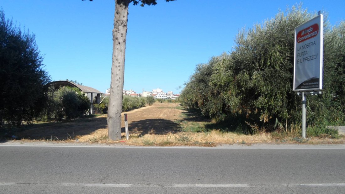 Land in Alba Adriatica, Abruzzo, Italy 2 - 16679427