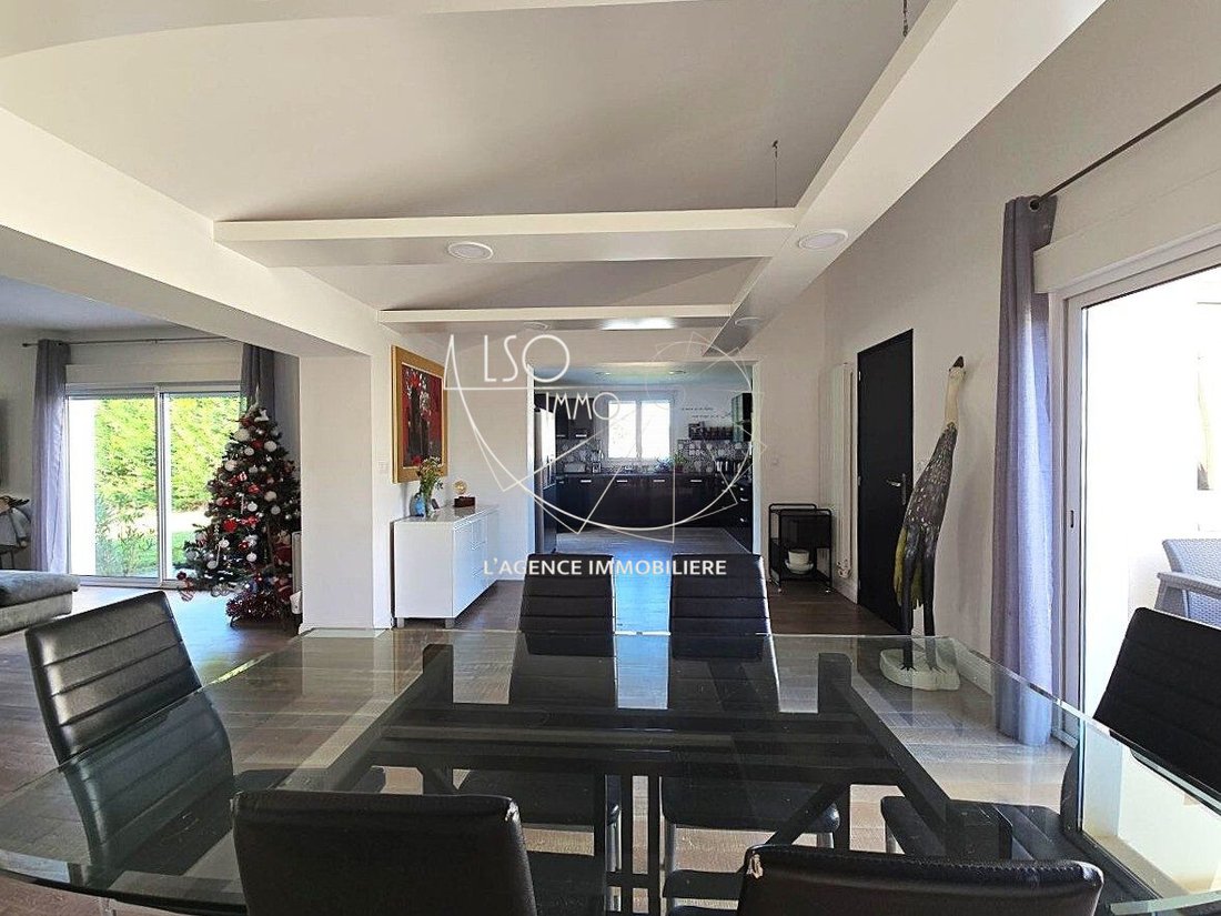 House in L'Ile-d'Olonne, Pays de la Loire, France 2 - 16665402