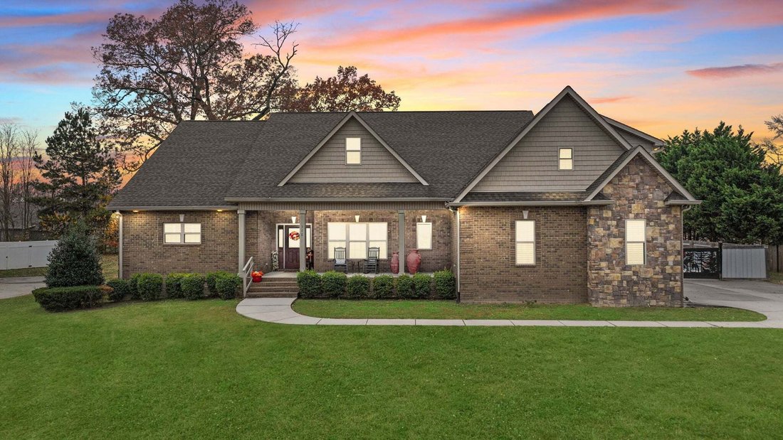 House in Tullahoma, Tennessee, United States 1 - 16681126