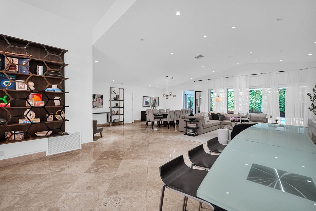 House in Bal Harbour, Florida, United States 4 - 16673528