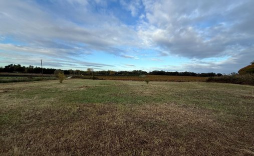 Provencal Farmhouse Of 277m² With Swimming Pool On Land Of Almost 2ha