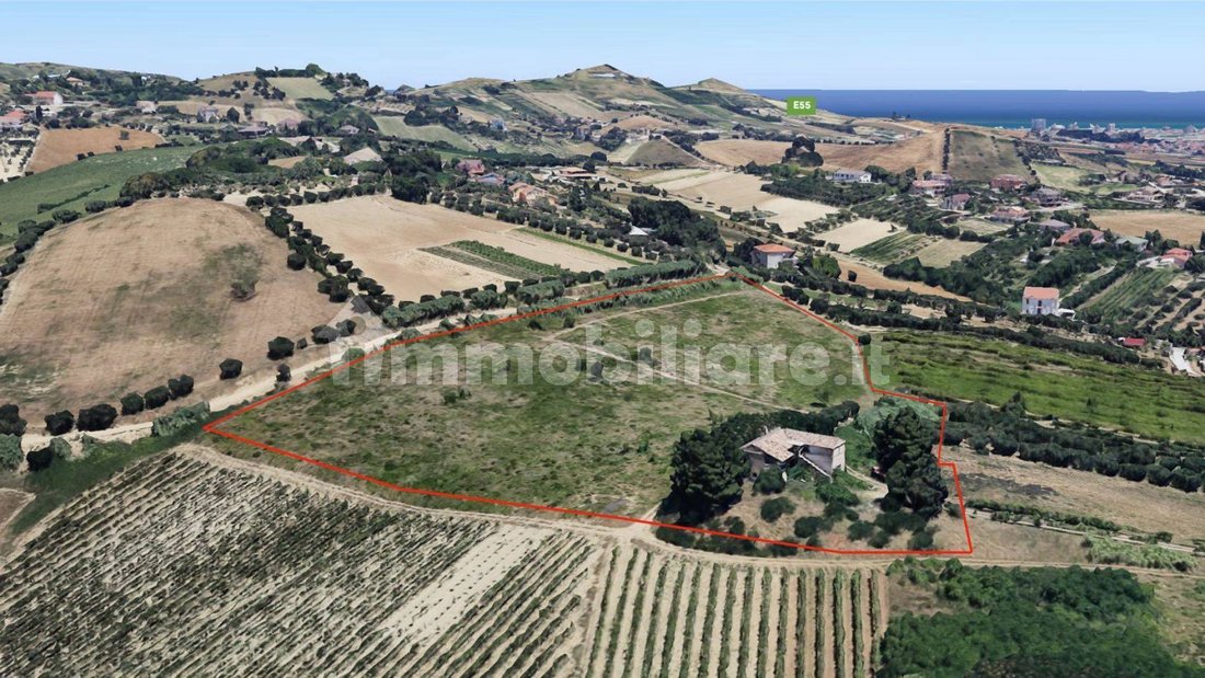 Land in Monteprandone, Marche, Italy 2 - 16679480