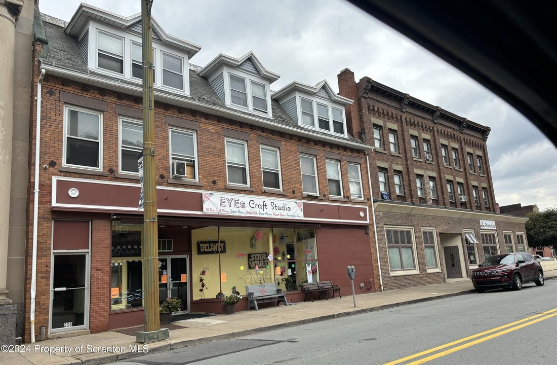 Olyphant, Pennsylvania, United States 3 - 16680062