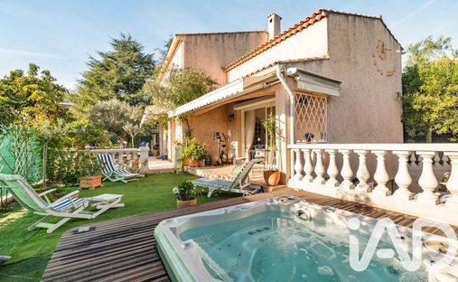 Haus in Les Combes, Antibes, Frankreich 1