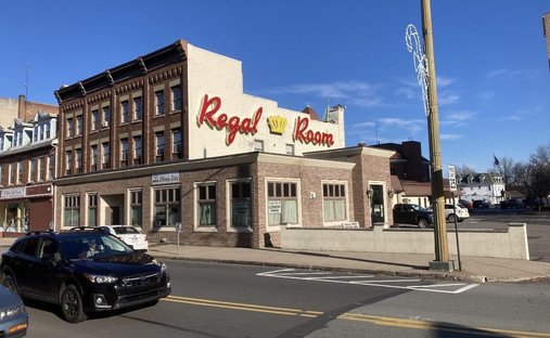 Olyphant, Pennsylvania, United States 1