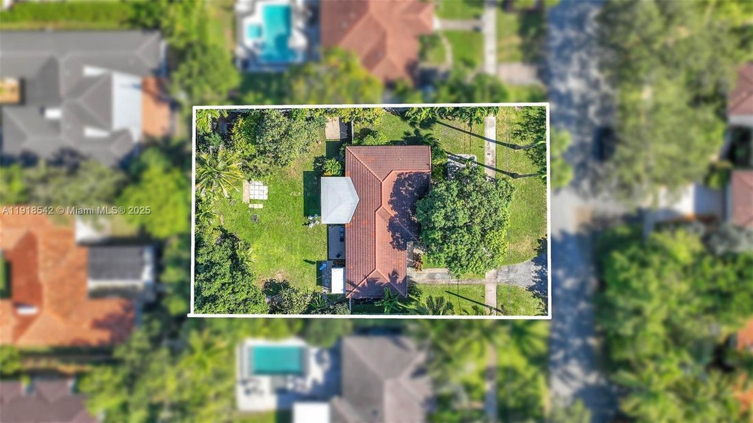 House in Miami, Florida, United States 3 - 16674940