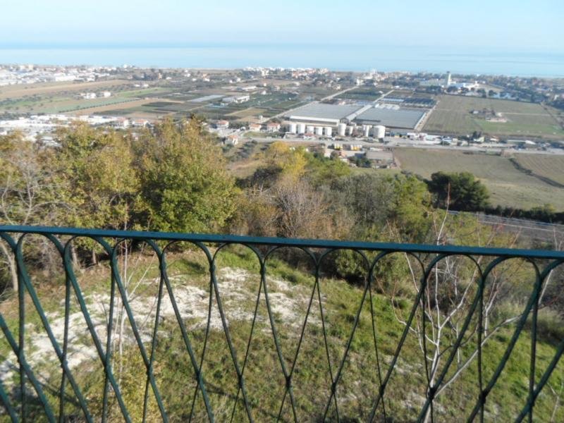 Country House in Colonnella, Abruzzo, Italy 2 - 16679296