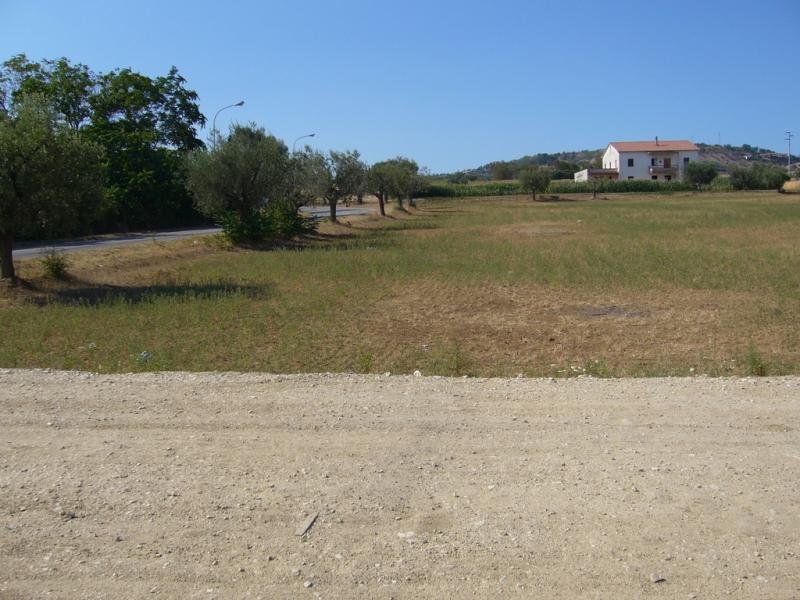 Land in Colonnella, Abruzzo, Italy 2 - 16679287