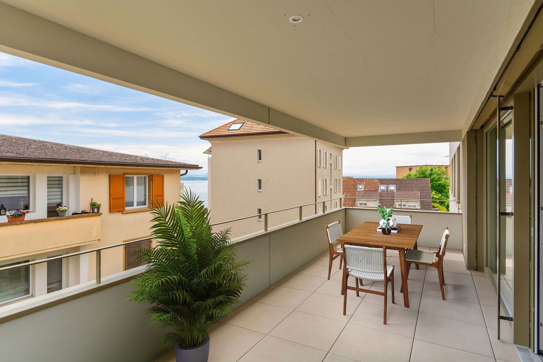 Treat Yourself To A Serene, Modern Living Environment Close To The Cit