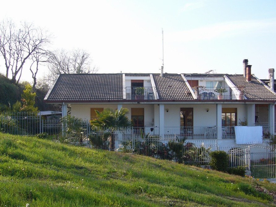 House in Paese Alto-Ponterotto, San Benedetto del Tronto, Marche 1 - 16679362