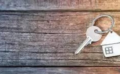 Provencal Farmhouse Of 277m² With Swimming Pool On Land Of Almost 2ha