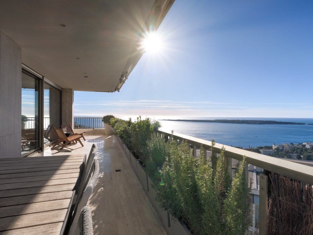 Apartment in Saint Nicolas, Cannes, France 1 - 16676151