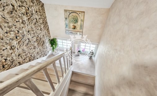 Castle for Sale in Meaux, Île-de-France, France