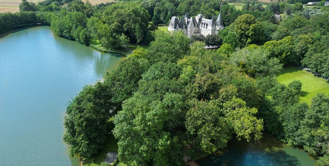 Château à Grez-Neuville, Pays de la Loire, France 2 - 15441728