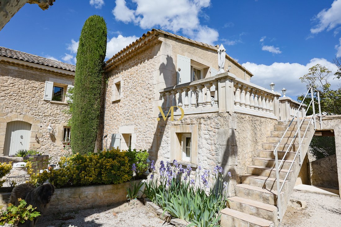 Castle in Taillades, Provence-Alpes-Côte d'Azur, France 5 - 16674226