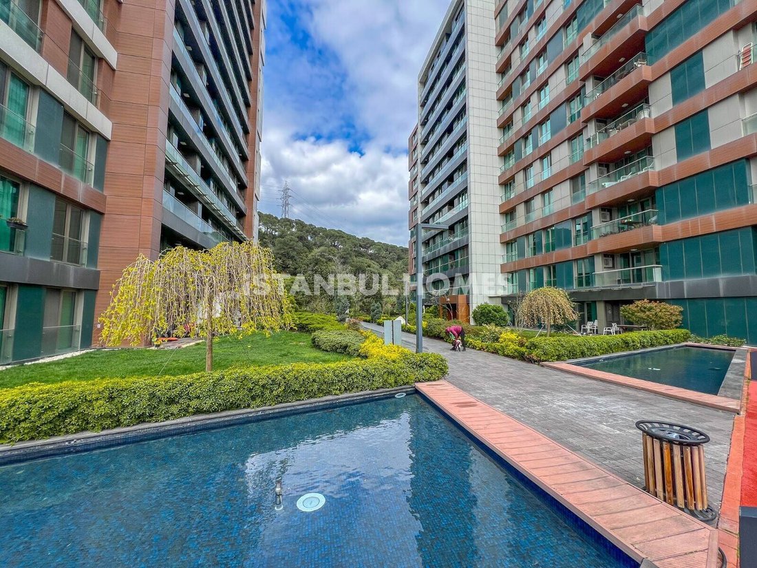 Apartment in Sarıyer, İstanbul, Turkey 1 - 16674191