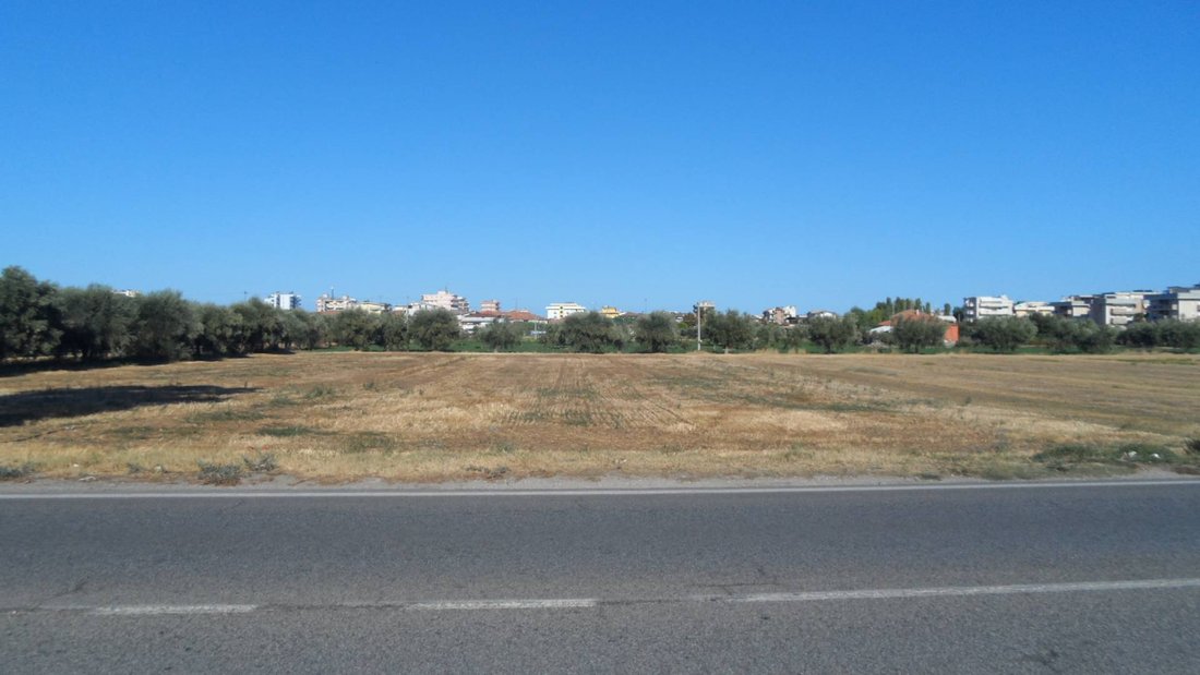 Land in Alba Adriatica, Abruzzo, Italy 5 - 16679427