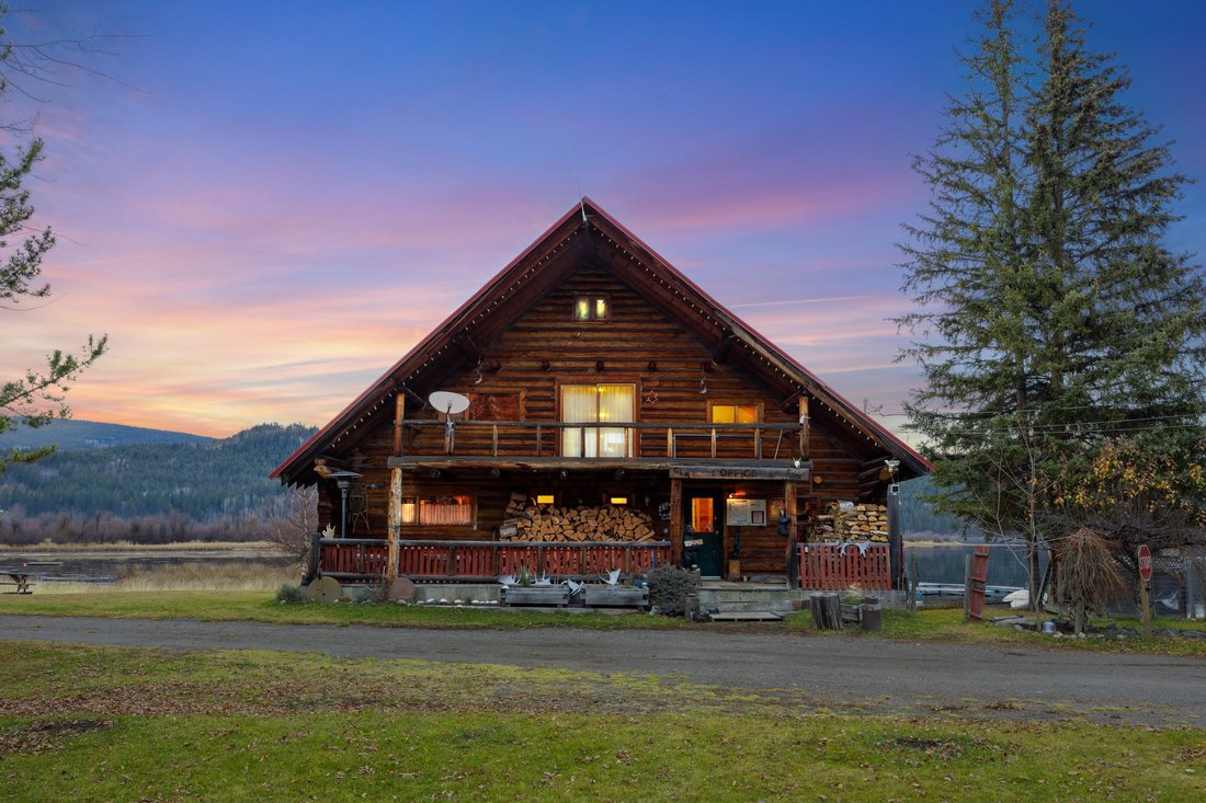 House in Canim Lake, British Columbia, Canada 4 - 16679273