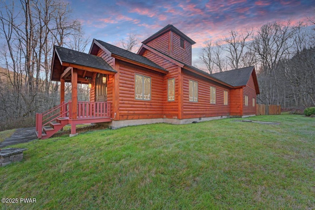 House in Starlight, Pennsylvania, United States 3 - 16677628