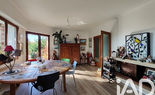 Castle for Sale in Challans, Pays de la Loire, France