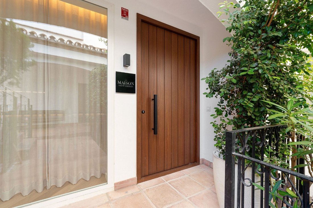 Townhouse in Marbella, Andalusia, Spain 5 - 16673017