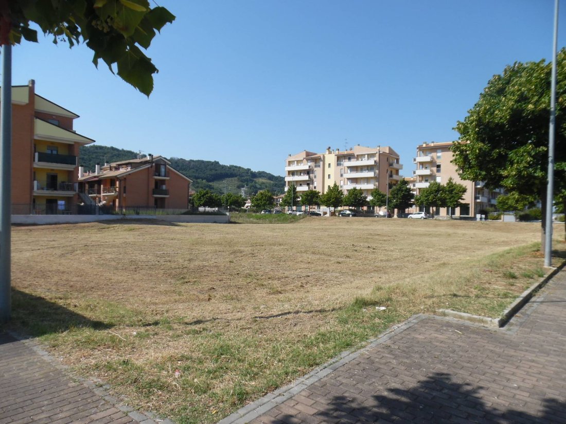 Land in Pedaso, Marche, Italy 2 - 16679488