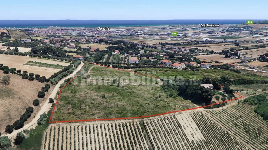 Land in Monteprandone, Marche, Italy 1 - 16679480