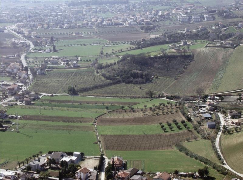 Land in Italy 1 - 16679277