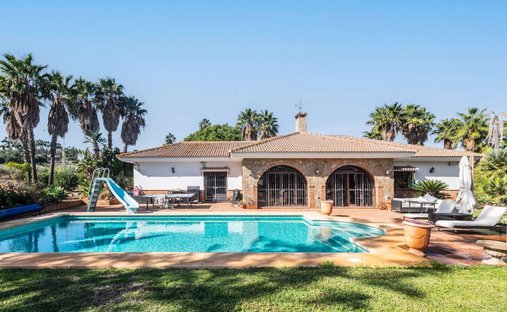 Finca a Alhaurín de la Torre, Andalusia, Spagna 1