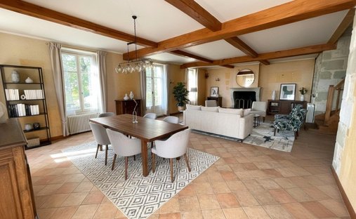 Castle for Sale in Marmande, Nouvelle-Aquitaine, France