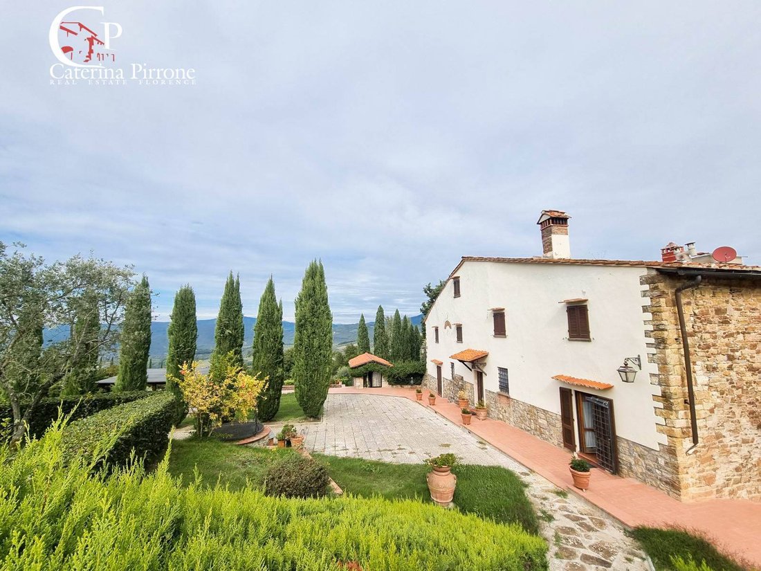 Villa in Pontassieve, Tuscany, Italy 4 - 16675208