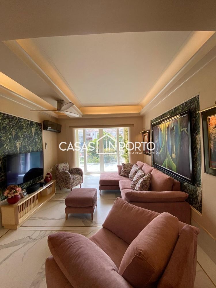 Apartment in Cedofeita, Santo Ildefonso, Se, Miragaia, Sao Nicolau e Vitoria, Porto District, Portugal 1 - 16678999