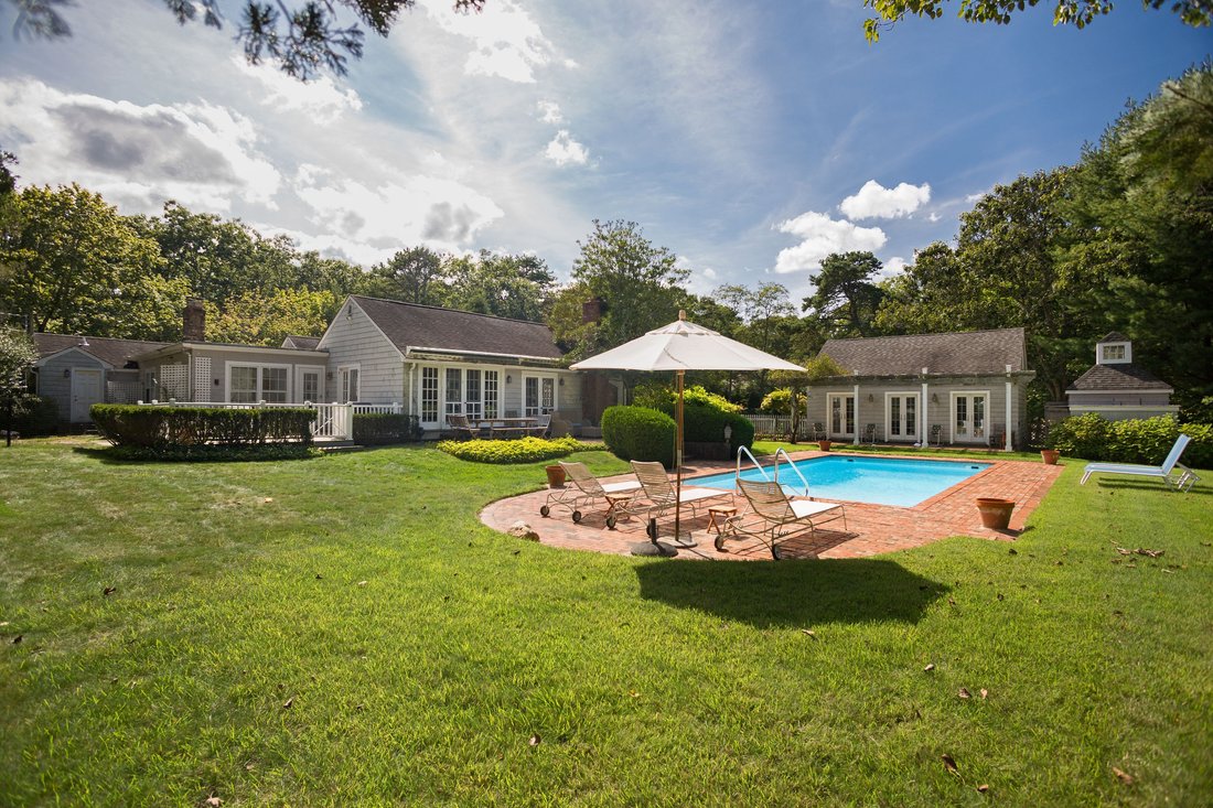 Southampton, New York, United States 1 - 16675067