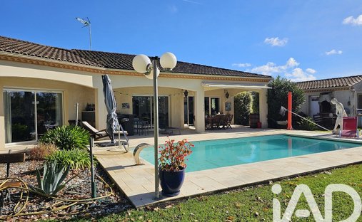 Maison à Sainte-Marthe, Nouvelle-Aquitaine, France 1