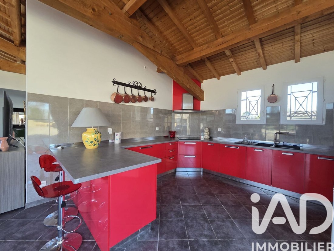 House in Saint-Pierre-d'Eyraud, Nouvelle-Aquitaine, France 4 - 16674040