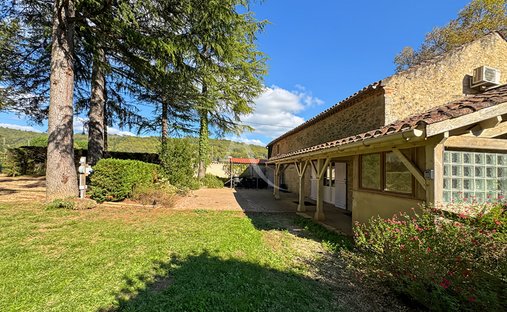 Castle for Sale in Prayssac, Occitanie, France