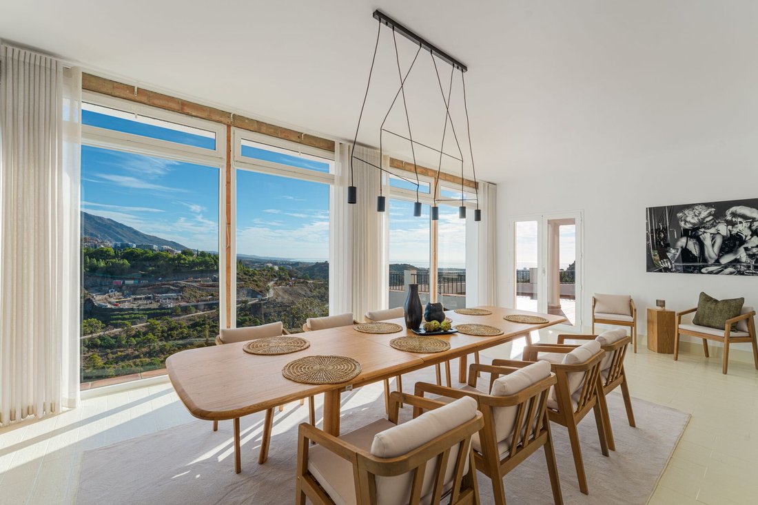 Villa in El Madroñal, Benahavis, Spain 4 - 16676380