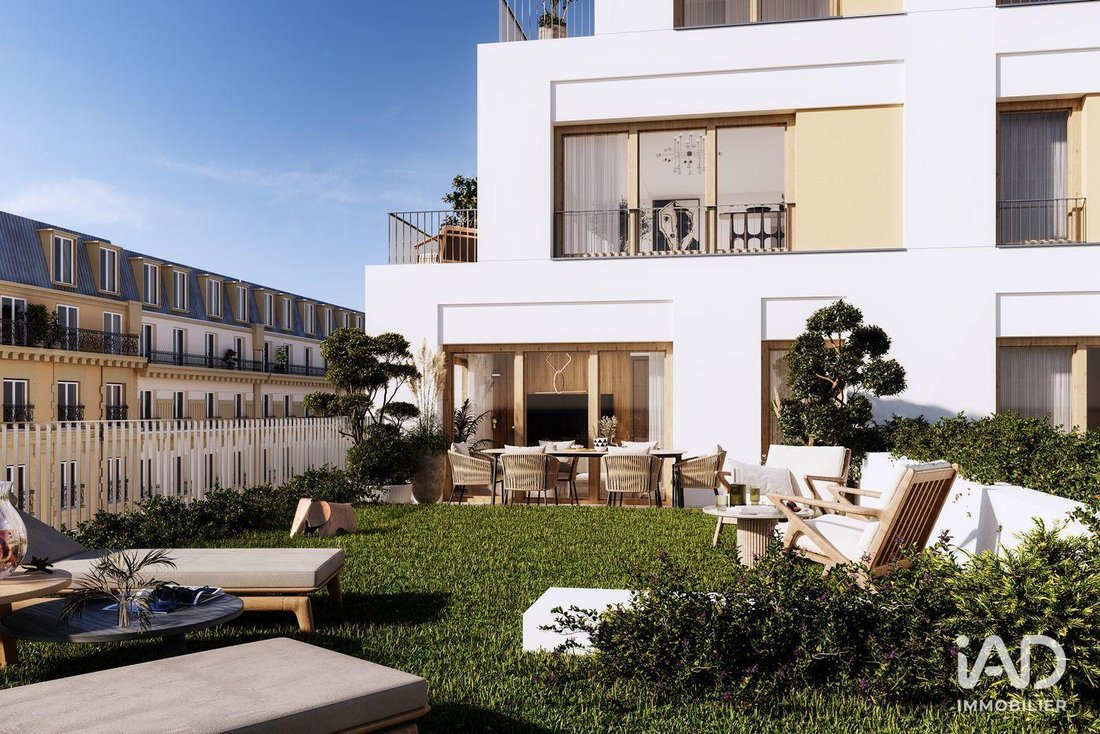 Apartment in Amiraux-Simplon-Poissonniers, Paris 18e Arrondissement, Paris 4 - 16674032