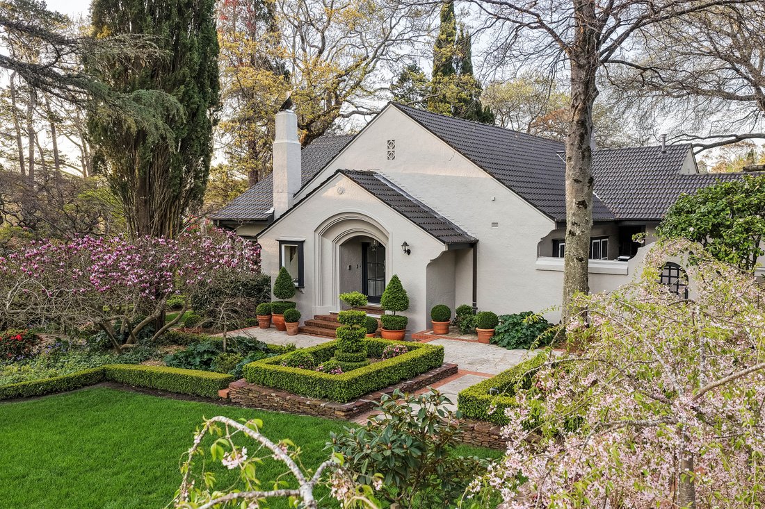 House in Leura, New South Wales, Australia 1 - 16681788