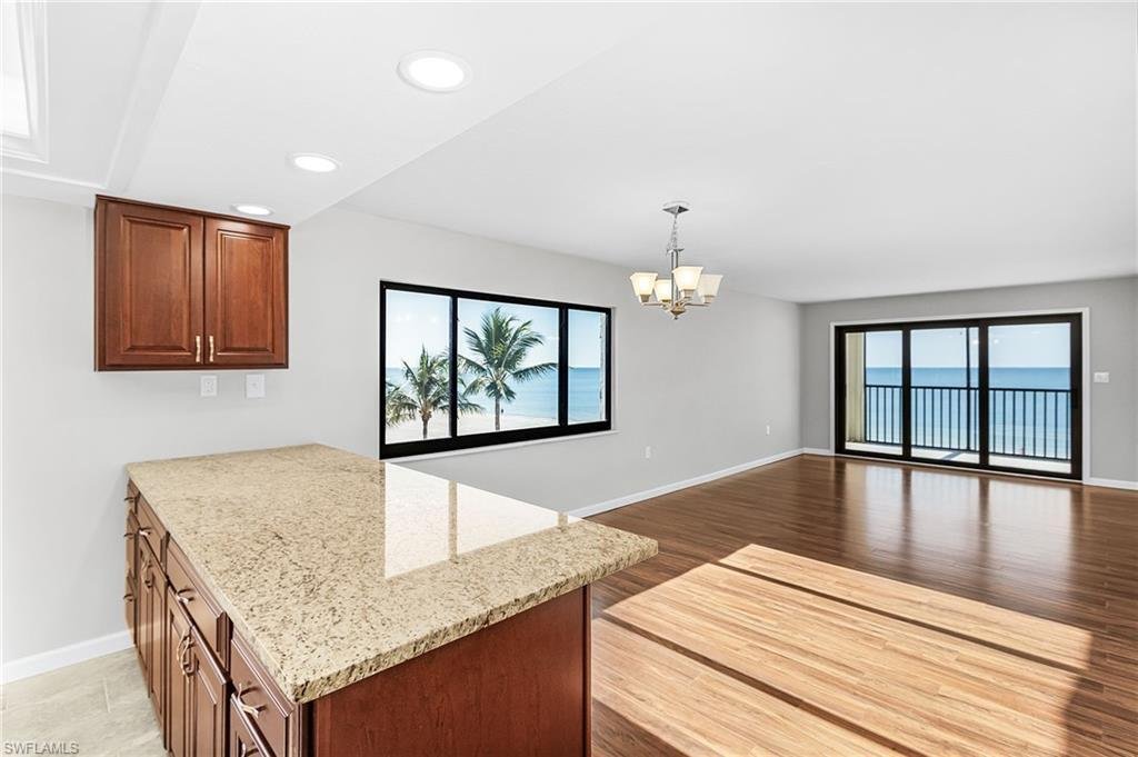 Condo in Fort Myers Beach, Florida, United States 3 - 16680262