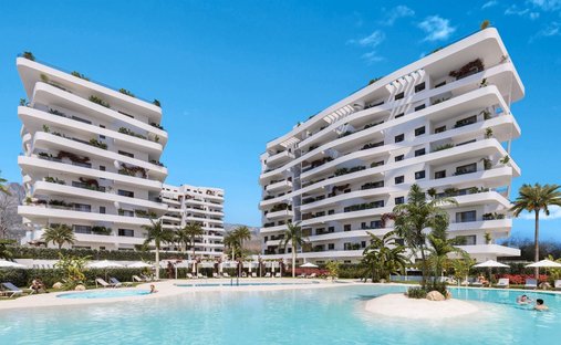 Apartment in la Vila Joiosa / Villajoyosa, Valencian Community, Spain 1