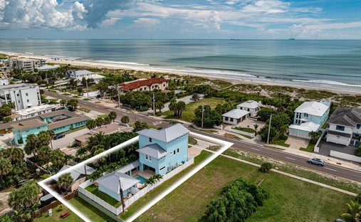 House in Cocoa Beach, Florida, United States 1