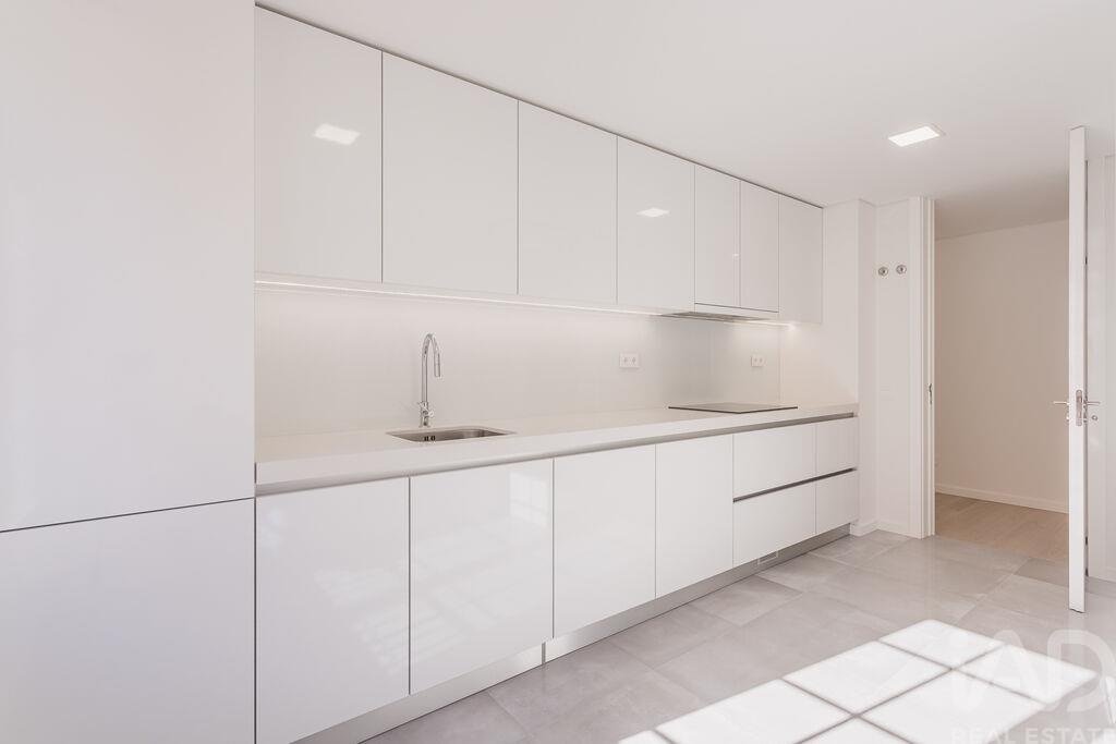 Apartment in Aguas Livres, Lisbon, Portugal 1 - 16655598