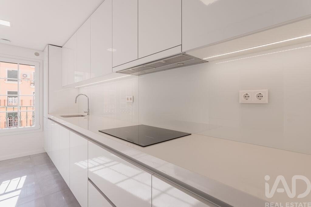Apartment in Aguas Livres, Lisbon, Portugal 3 - 16655598