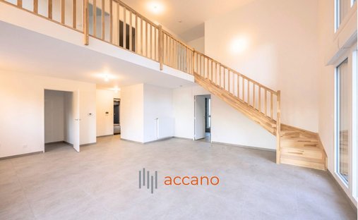 Castle for Sale in Bourg-en-Bresse, Auvergne-Rhône-Alpes, France