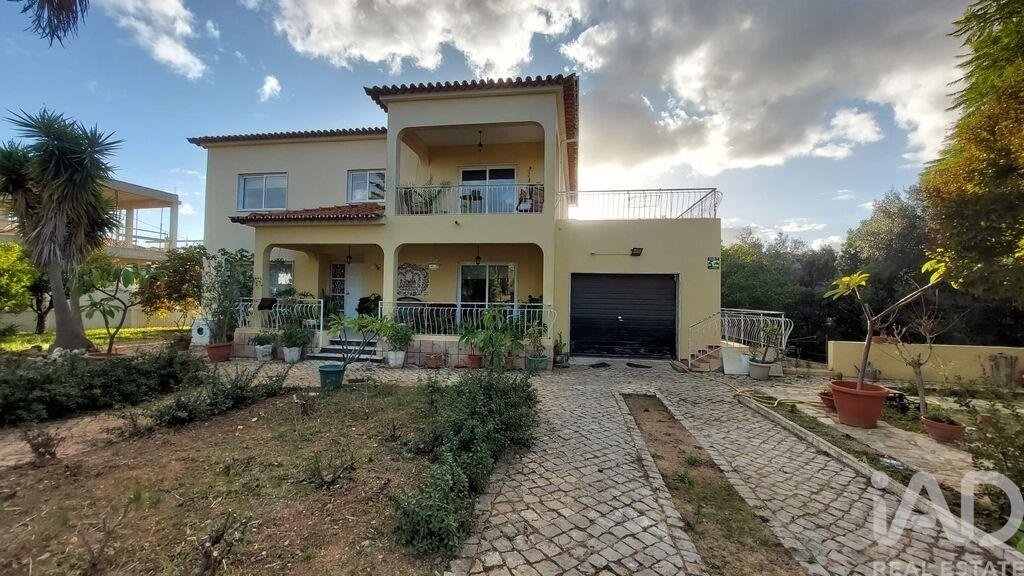Maison de ville à Santa Bárbara de Nexe, Algarve, Portugal 1 - 16677407