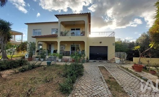 Residenza a Santa Bárbara de Nexe, Algarve, Portogallo 1